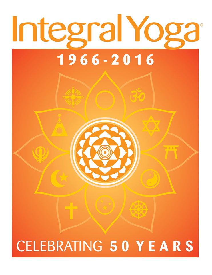 Logotipo del 50 Aniversario de Integral Yoga